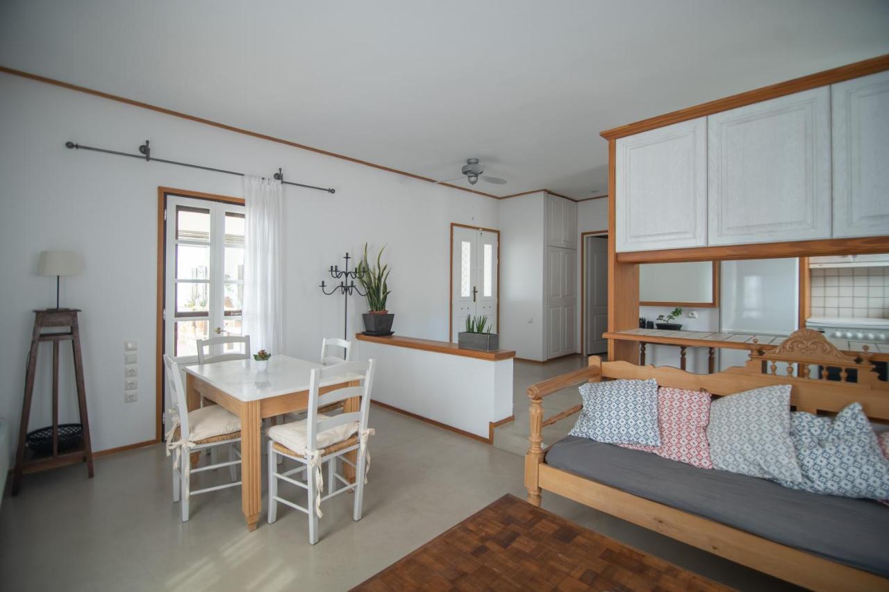 Lotos Beach Home Kini Екстериор снимка