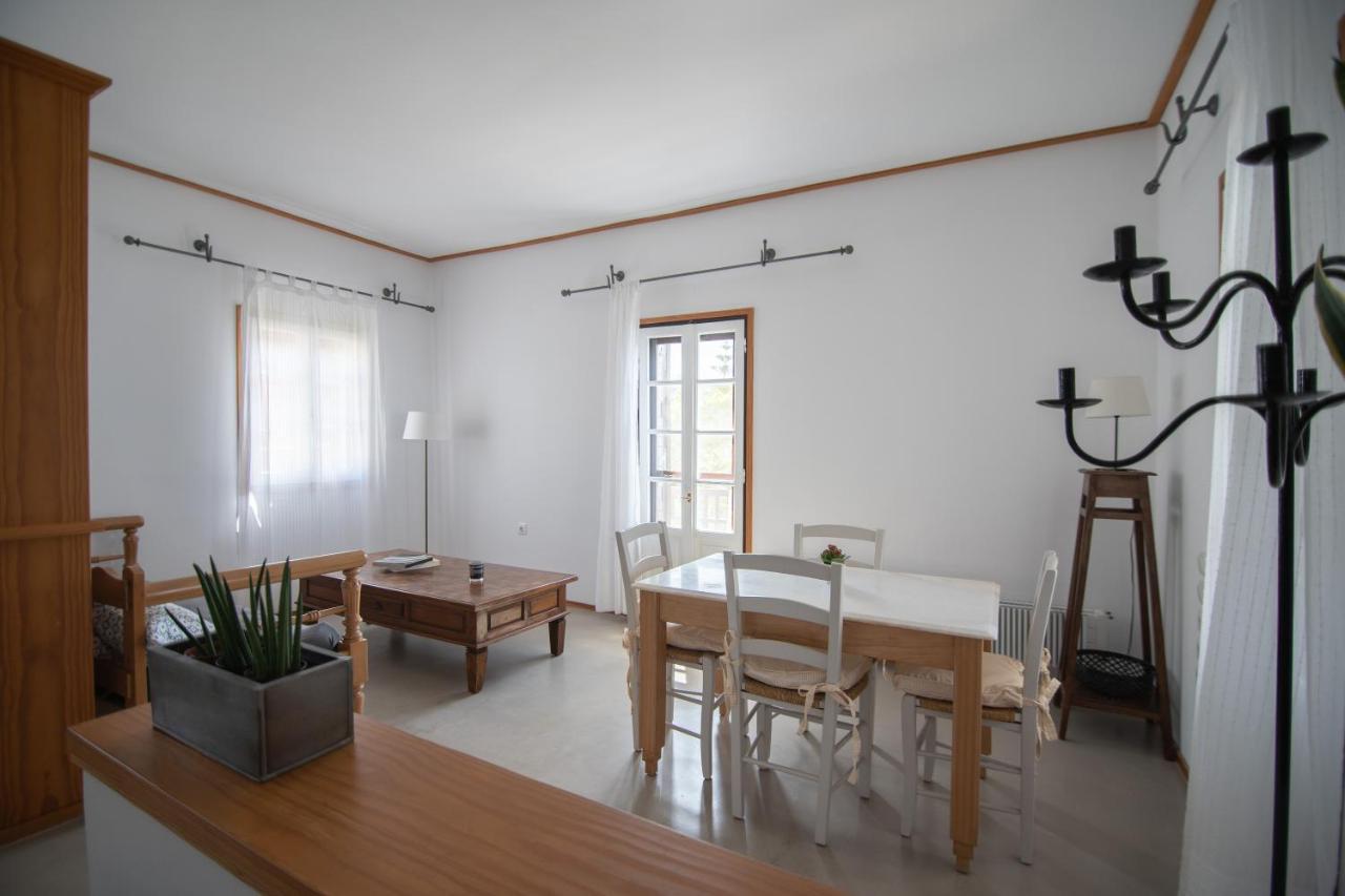 Lotos Beach Home Kini Екстериор снимка