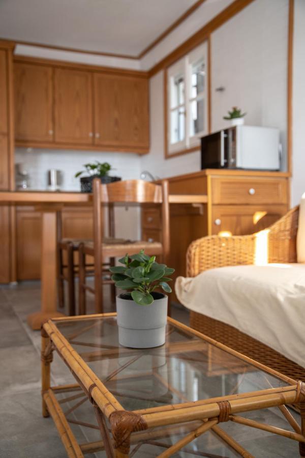 Lotos Beach Home Kini Екстериор снимка