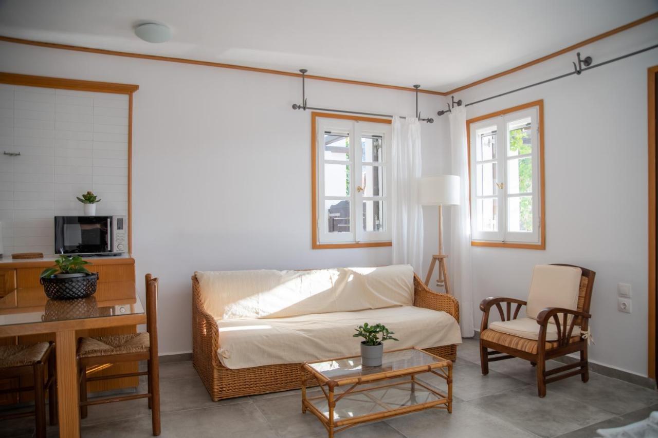 Lotos Beach Home Kini Екстериор снимка