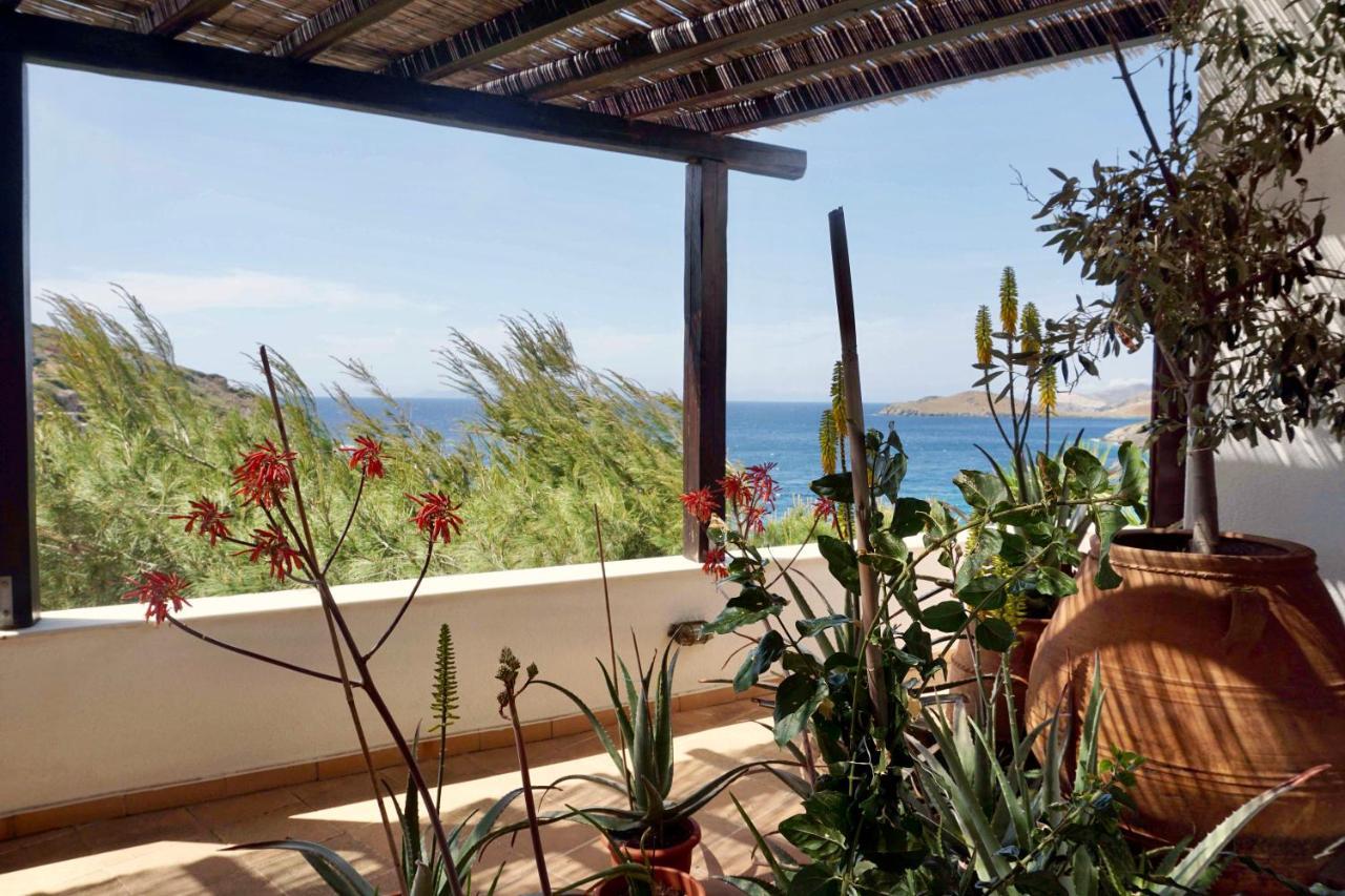 Lotos Beach Home Kini Екстериор снимка