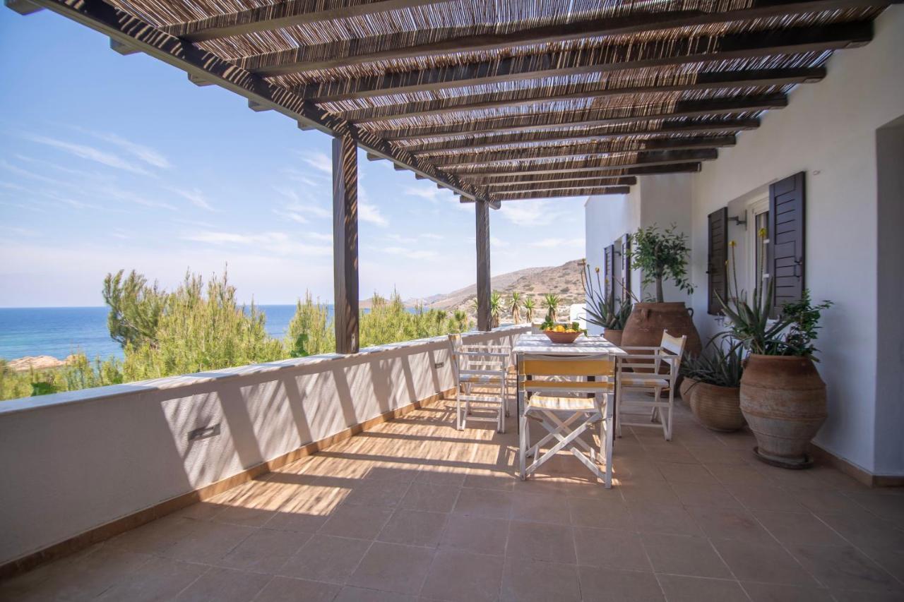 Lotos Beach Home Kini Екстериор снимка
